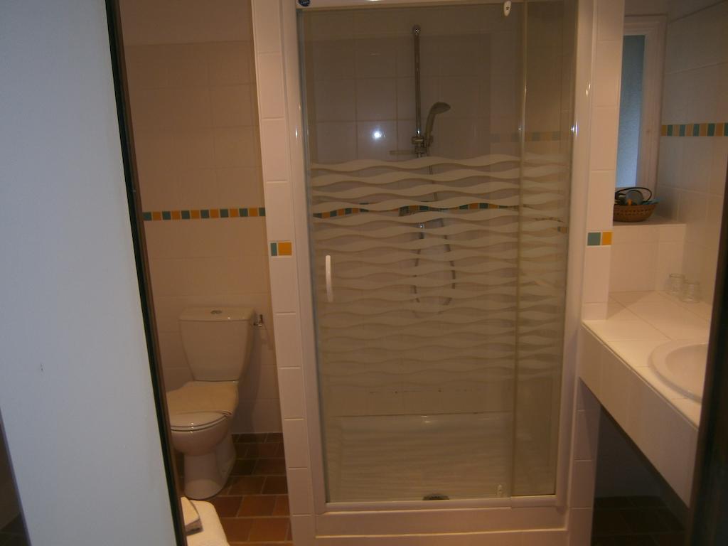Bed and Breakfast Les Chaumieres De Kerimel Ploemel Экстерьер фото