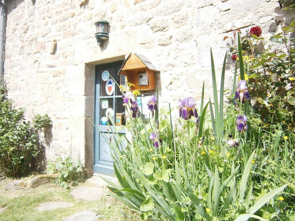 Bed and Breakfast Les Chaumieres De Kerimel Ploemel Экстерьер фото